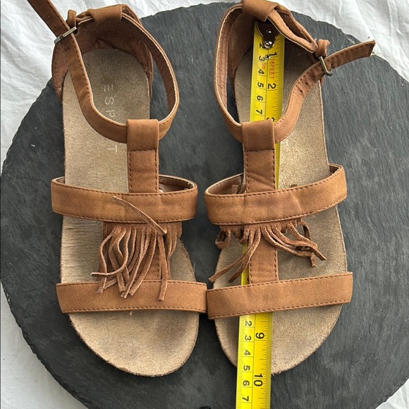 Womens size 8.5 Bohemian Brown Leather Sandals with Fringe - Picture 8 of 9